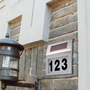 Solární světlo s číslem domu