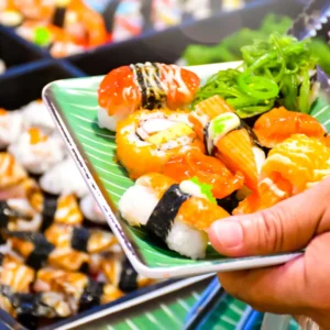 2 hodiny konzumace v asijském bufetu a ledový čaj