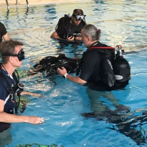 Zkušební ponor v bazénu vč. přednášky pro 1 či 2 os.