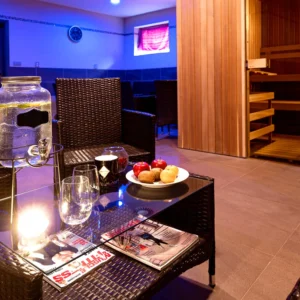 120 min. v privátním wellness se saunami až pro 8 os.