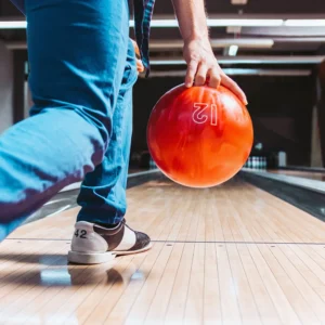 1 hodina bowlingu až pro 8 hráčů vč. zapůjčení bot