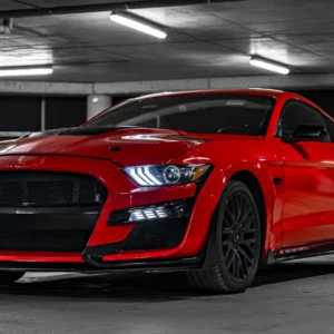 15–50min. brutální jízda ve Fordu Mustang GT