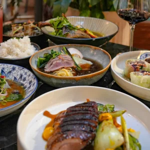 11chodové degustační menu od vítězky Hell's Kitchen