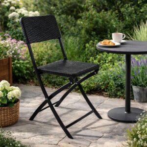 Černá skládací židle na balkon a zahradu v ratanové optice